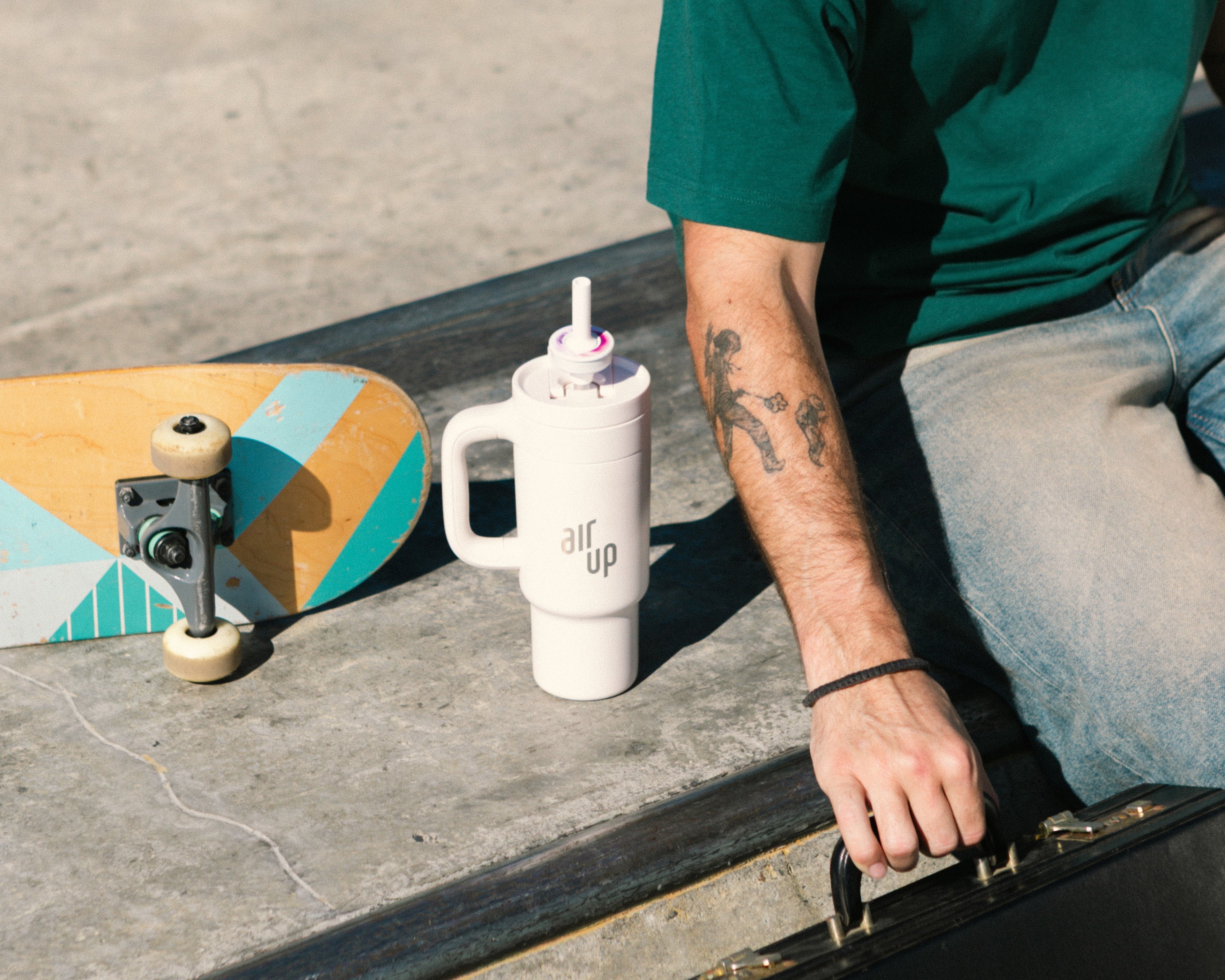 PDP - air up® Tumbler with Handle - Creamy White - 150000218 - Lifestyle